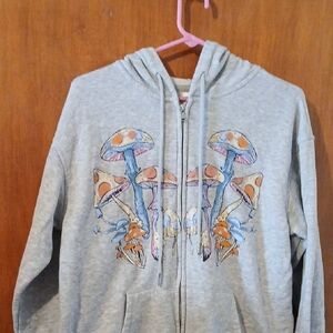 No Boundaries Gray Hoodie with Mushroom Design EUC